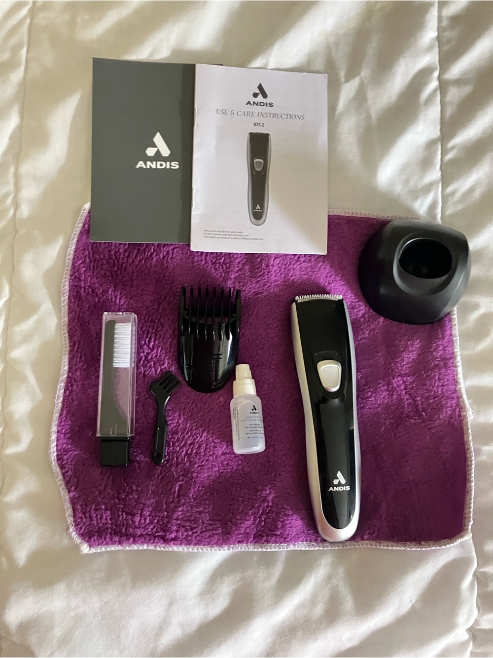 Andis Cordless Trimmer in Black and White with Accessories